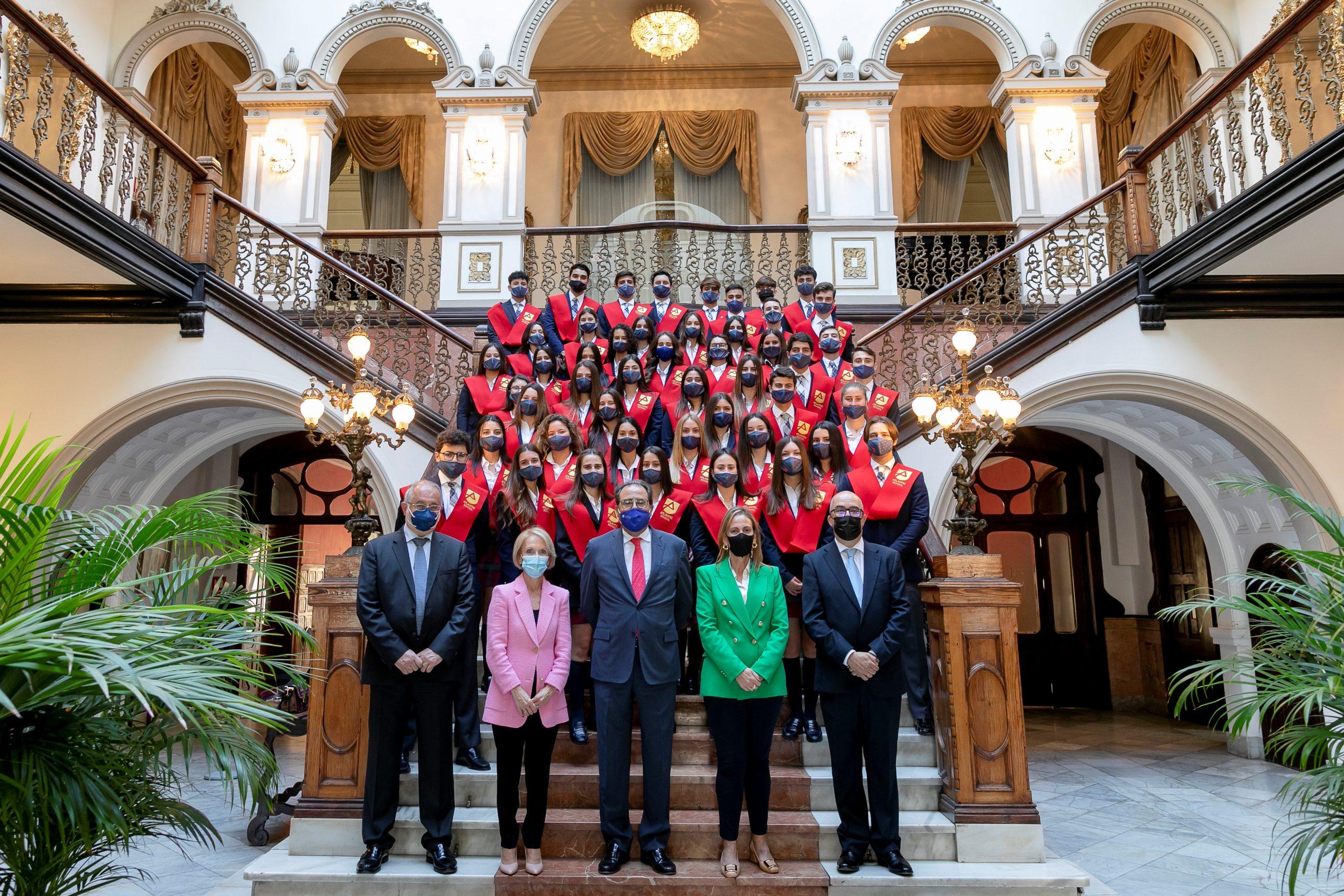 Emocionante acto de Imposición de Becas a la XXXVIII Promoción de Atlantic School
