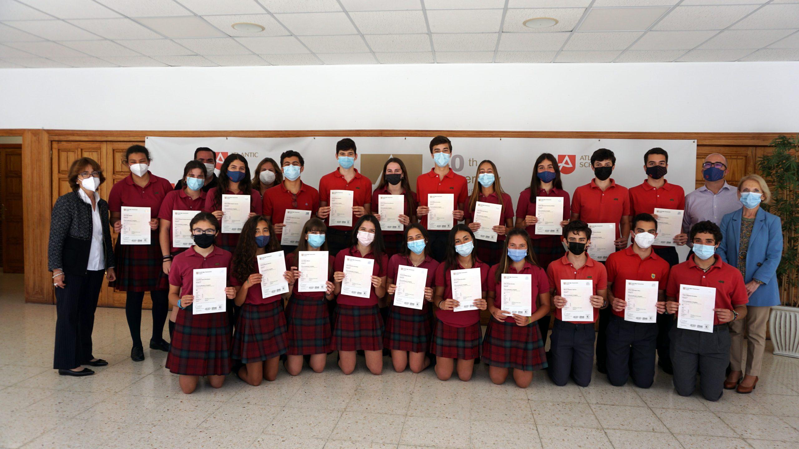 Acto de entrega de certificados de Cambridge Assessment en Atlantic School